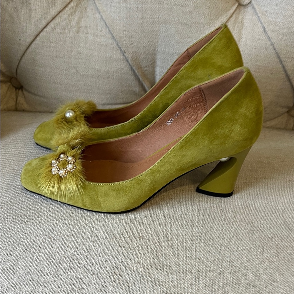 Women's Olive Green Fur Accent Heels with Pearl Detail